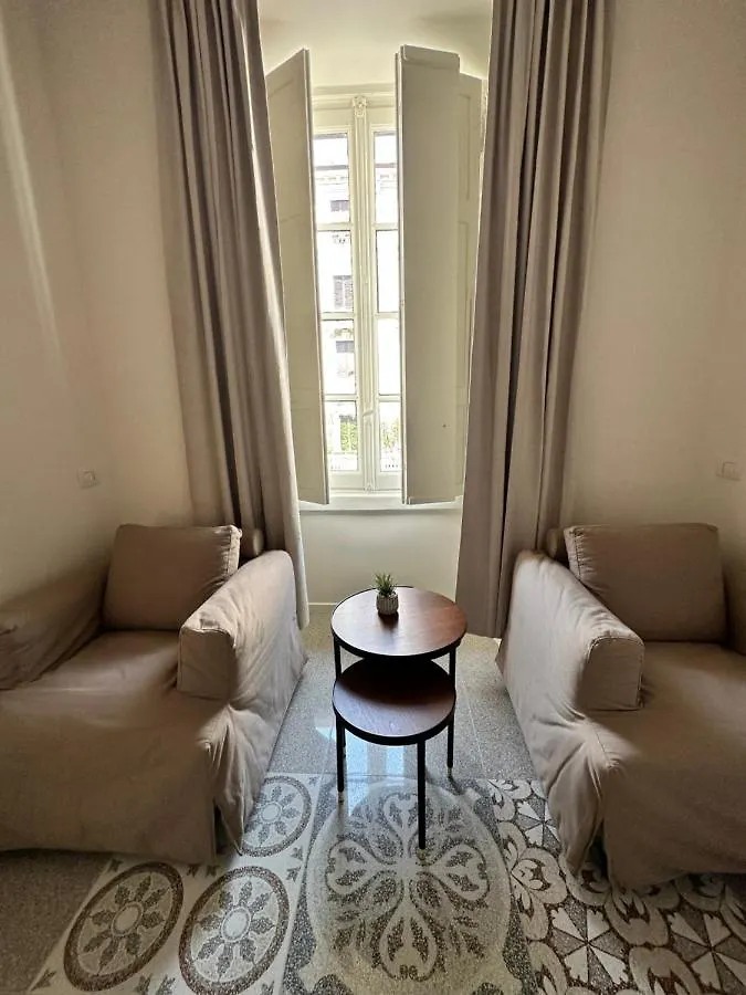 Milano Apartments Navigli Porta Genova 0*, Milan Italy
